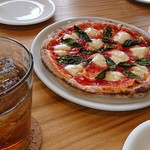 カフェ&石釜ピザ キラリ - 