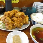 ラーメンハウス まーさん堂 - 鳥の唐揚げ750円