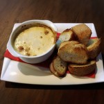 ダイニング＆スポーツバー バイブス - カマンベールフォンデュ