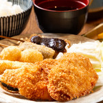 ヒレカツミックス定食