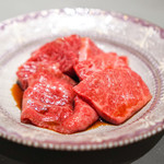 Ginza Yakiniku Salon de AgingBeef - イチボ、 カイノミ、 肩ロース芯