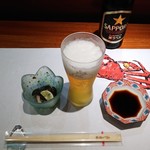 寿し 吉田 - 付きだしとビール