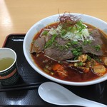 前沢サービスエリア（下り線）スナックコーナー - 前沢牛麻婆ラーメン　1000円