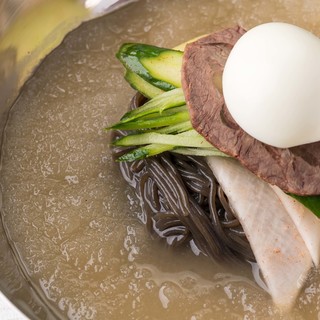 저희 가게의 인기 메뉴 유짱 냉면은 정말 맛있습니다☆