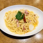 Jolly Pasta Suita Kishibe Ten - ペペロンチーノにしてはスープが多め