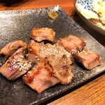 Teppanyaki Oideya Kumoji Honten - 