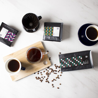 選び抜かれたコーヒーや日本茶のほか、横浜の地酒・地ビールも◎