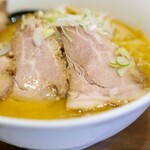 札幌味噌麺 優 - チャーシューも本店に近い