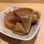 居酒屋小まき一 - デフォルトで供された煮物