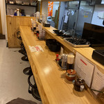 RAMEN TYSON Hakata Eki Mae Sogyo Ten - 吧台座位