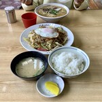 はちばん食堂 - 【いただきま～す】お料理が出揃いました。