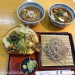 飛騨 - 天ぷら上山菜そば。飛騨そば(岐阜県高山市)食彩品館.jp撮影