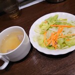 いきなりステーキ - ランチのスープと野菜