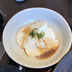 Gonzo - ☆ 滑らかな舌触りの豆腐は、大豆の旨味が口内を満たします、スバラシ〜