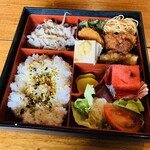 喫茶 ジュネーブ - 訪問日の日替わり弁当。（税込¥500-）
            ※思うように綺麗に撮影出来なかった…