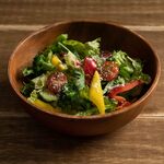 菜園風彩り野菜のグリーンサラダ	