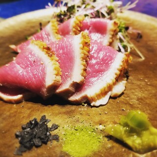 "Exquisite Duck Roast Tataki Using Kawanakajima Duck"