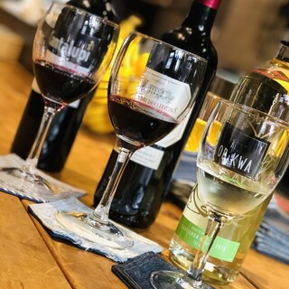 ソムリエが厳選したワインが豊富◎新感覚の茶イボールも必見！