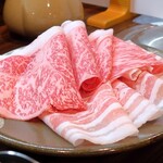 極肉 しゃぶ一 - 国産和牛サーロインとプラチナポーク白金豚のバラ