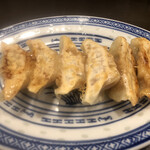 Tezutsumi Gyoza Sakaba CHANJA Sannomiyaekimaeten - 