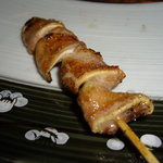 Yakitori Sakae - optio A30で撮影。豚軟骨。