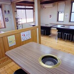 Seiniku Ten Choku Ei Oumi Gyu Choku Baijo Notogawa Honten - 店内