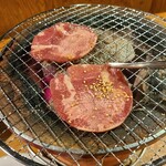 牛繁 - 牛タン焼き