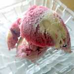 ピッツァとパスタ イル・ドーノ - ベリーアイス