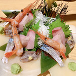 酒菜　ちゃぶ有 - 新鮮お造り盛り合わせ