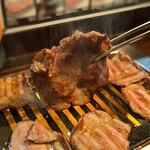 ホルモン焼肉酒場 元町ロマンス - 