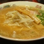 食房 夢而今 - 屋台風ラーメン