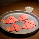 Wagyu Yakiniku Yakuniku Shinjuku Higashiguchi Ten - 希少部位盛り合わせ  肩芯 トウガラシ ミスジ ザブトン