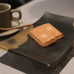 リストランテ・ホンダ - ヘーゼルナッツのフィナンシェ