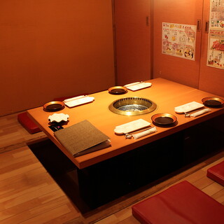 Welcome to a Convenient Yakiniku Restaurant with Private Rooms Featuring Digging Tables for Banquets!