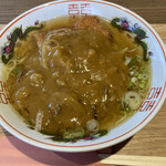 まるはドライブイン 佐くら - 料理写真:カツカレーラーメン