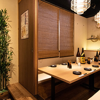 団体様も安心。ゆったり寛げる上質な完全個室