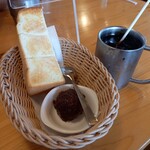 Komeda Coffee Ten Okinawa Kitaya 58 Go Ten - 