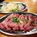 炭火焼肉スーパーホルモン - 