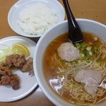 天津楼 - Aセット（ラーメン・ライス・カラ揚げセット）