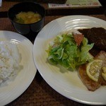 洋食レストラン桜 - 煮込みハンバーグと白身肴のムニエル