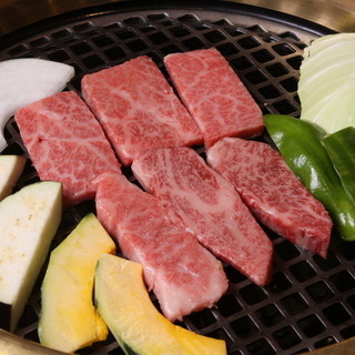 "Carefully Prepared Domestic Beef Arirang Belly & Arirang Roast by Hand"