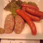 らく遊 - ウインナー３種盛り合わせ７００円也