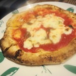 Pizzeria & Trattoria Mano-e-Mano Mark Izu Minatomirai Ten - ピッツァはサイズが選べます