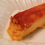 Marseille - お気に入りはプリン♪大皿から取り分けます♪