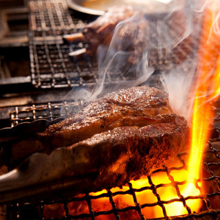 BAVAと言えば炭火！今日は「ラム肉」を絶対食べて欲しい‼️