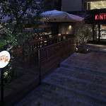 表参道焼肉 KINTAN - 参道を意識したファサード。テラス席は4月〜11月の期間に解放しております。