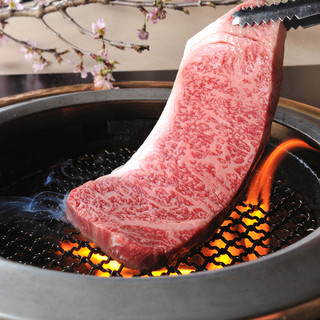 こだわるのは【肉質】。本当に美味しい肉がたべたいなら胡椒亭へ