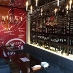 Oumi Gyuu Steak to Gabunomi Wine Nikubaru Modan Miiru Ohtsu Ten - ソファ席でゆったりと。。