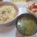 酒場 久 - 本日のランチ　クリームうどん　　　　￥800円