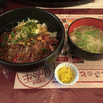 火鉢 - 限定ステーキ丼